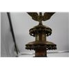 Image 4 : Vintage Ornate  Brass / Glass Wallmount Lamp