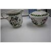 Image 3 : 1 Teapot , Cream and Sugar Set "Botanic Garden"
