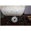 Image 5 : Vintage Horses and Buggy Table Top Clock and