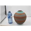 Image 3 : Signed, Pottery  Vase. Beautiful Color