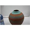 Image 8 : Signed, Pottery  Vase. Beautiful Color