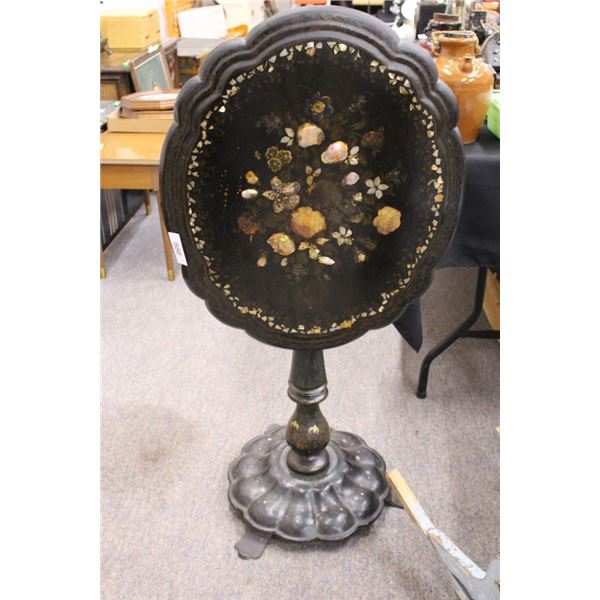 Antique Tilt Top Table