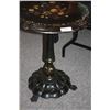 Image 6 : Antique Tilt Top Table