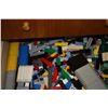 Image 31 : Huge Collection of Lego