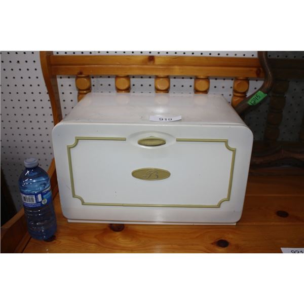 Vintage Metal  Ekco Bread Box