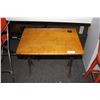 Image 1 : Vintage School Desk