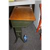 Image 2 : Vintage School Desk