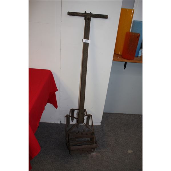 Antique Garden Hand Push Cultivator Tiller