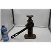 Image 4 : Antique  Screw Jack