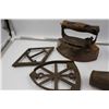 Image 2 : 2 Horse Shoes, Hammer Heads, Antique Iron