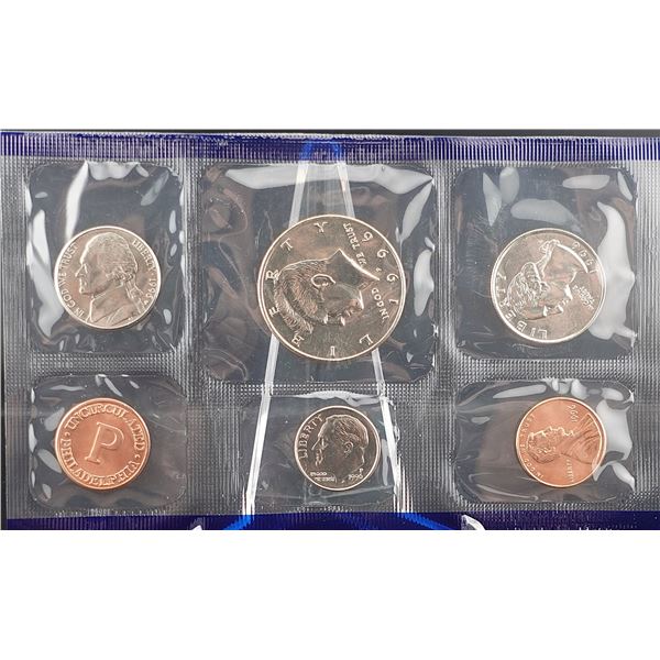 1996 P&D Mint Set plus 1996-W Roosevelt Dime