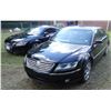 Image 5 : 2004 Volkswagen Phaeton V8. This car has every bell and whistle you can think of! It has 21 patents 