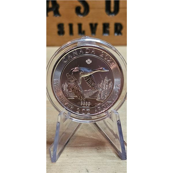 Lot 28-1) 2 oz Canadian Goose 2025