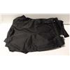 Image 1 : 2 NEW CARGO PANTS BLACK, MENS SIZE: 54 (3XL)