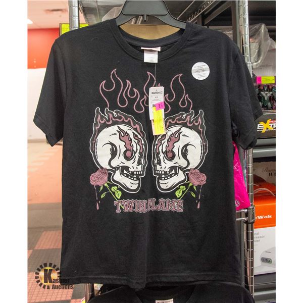 BRAND NEW THE PINK CLOSET SZ MED SKULL AND FLAMES