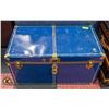 Image 1 : BLUE STEAMER TRUNK BRASS ACCENTS