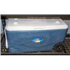 Image 1 : LARGE COLEMAN EXTREME WHEELED COOLER WITH PULL