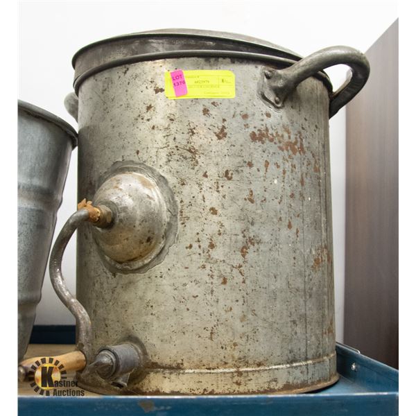 VINTAGE METAL BUTTER CHURNER