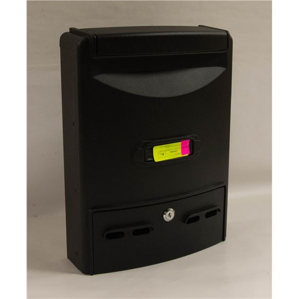 NEW METAL WALL HANGING CAST METAL LOCKING MAILBOX