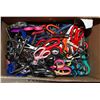 Image 1 : BOX OF SCISSORS