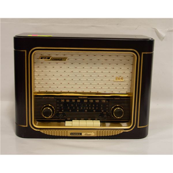 GRUNDIG CLASSIC 960 INTERNATIONAL RADIO