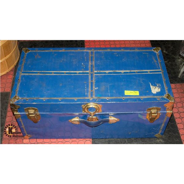 VINTAGE BLUE STEEL STEAMER TRUNK, DUAL