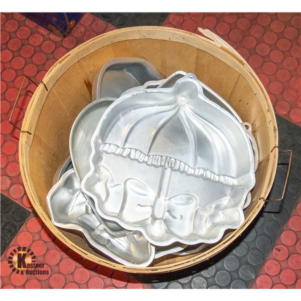 APPLE BASKET FULL OF DECORATIVE