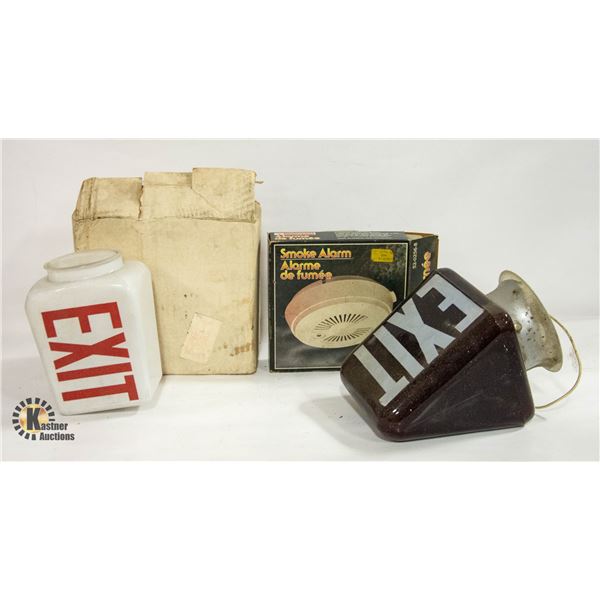 2 SMOKE DETECTORS SOLD WITH