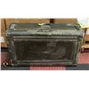 Image 1 : TRANSPORT CASE 2 PIECE W/LATCHES & BREATHER VALVE