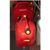 Image 1 : 2 20 HR & 5 HR GAS CANS