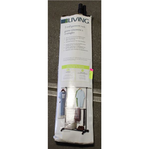 GARMENT RACK IN BOX