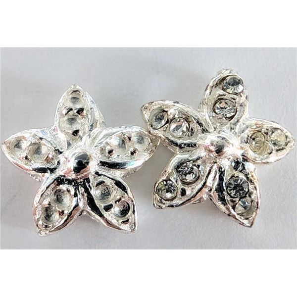 Silver 2 Stars Pendant, Suggested Retail Value $40