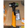 Image 2 : Fiskars 750910-1001 IsoCore 3 lb Club Hammer, 11", Orange/Black