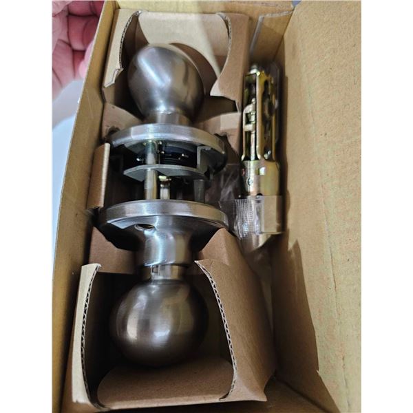 Lot of 4 Weiser Lock "Carlisle" Oval Door Handles