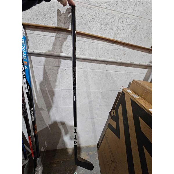 NEW CCM Ribcor 82K Left Hockey Stick 65 Flex Grip - P29
