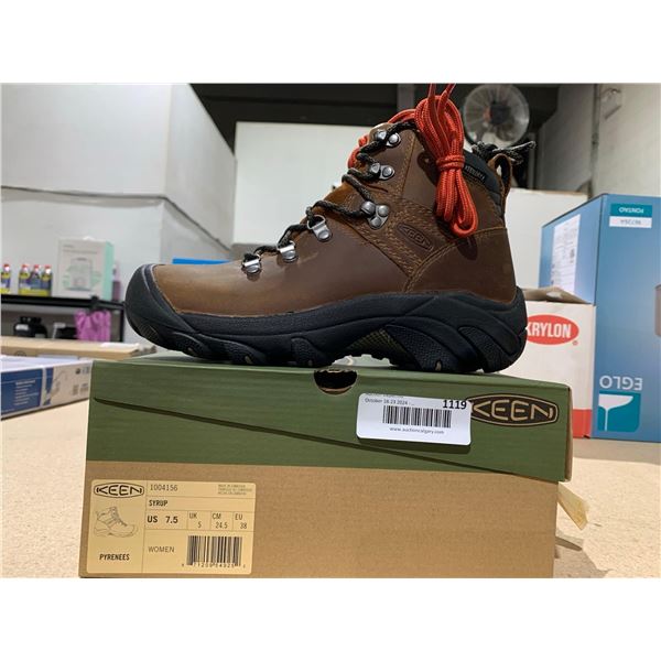 Keen Pyrenees Womens Syrup Boots Size 7.5