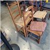 Image 2 : 4 ANTIQUE RUSH SEAT CHAIRS