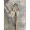 Image 1 : Wooden Handle Spade Shovel
