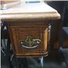 Image 2 : Vintage Singer sewing table - approx 35in W x 16in x 39in H