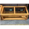 Image 2 : 3 pc - glasstop coffee table w/ 2 side table (coffee table approx 15in L x 2ft D x 18in)