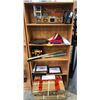 Image 1 : Group - Baseball bats, glag, pictures frames, Star Wars Lego, "Final Destination" set dec