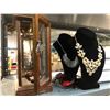 Image 2 : Shelf - Jewelry boxes, jewelry, mannequin heads