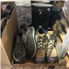 Image 2 : Large group of assorted shoes/ boots etc.