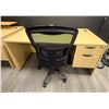 Image 2 : 3pc office furniture - Desk (5ft length x 30in depth x 29 1/2in height)/ chair & monitor stand