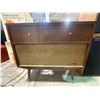 Image 2 : Vintage Simpson Sears audio station