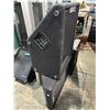 Image 2 : 2 Pc - Carvin 742 400 Watt Speakers - One needs repair