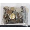 Image 2 : 2.5 POUNDS BAG OF VARIOUS WORLD COINS ETC.