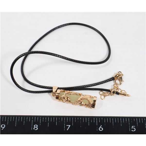 NEW GLOW IN THE DARK IVORY DRAGON DESIGN PENDANT