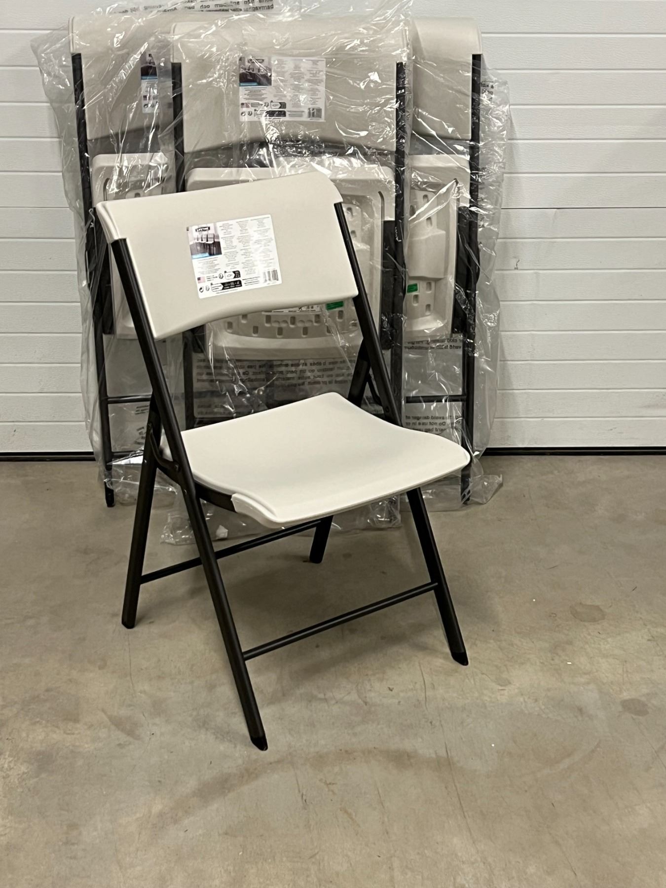 4 Lifetime Folding Chairs - see all photos