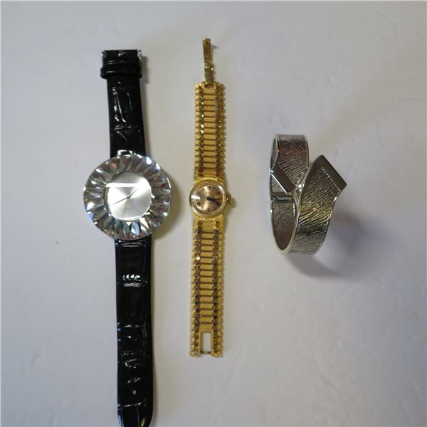 Lot of 3 Vintage Women's watches in working condition - see description and photos